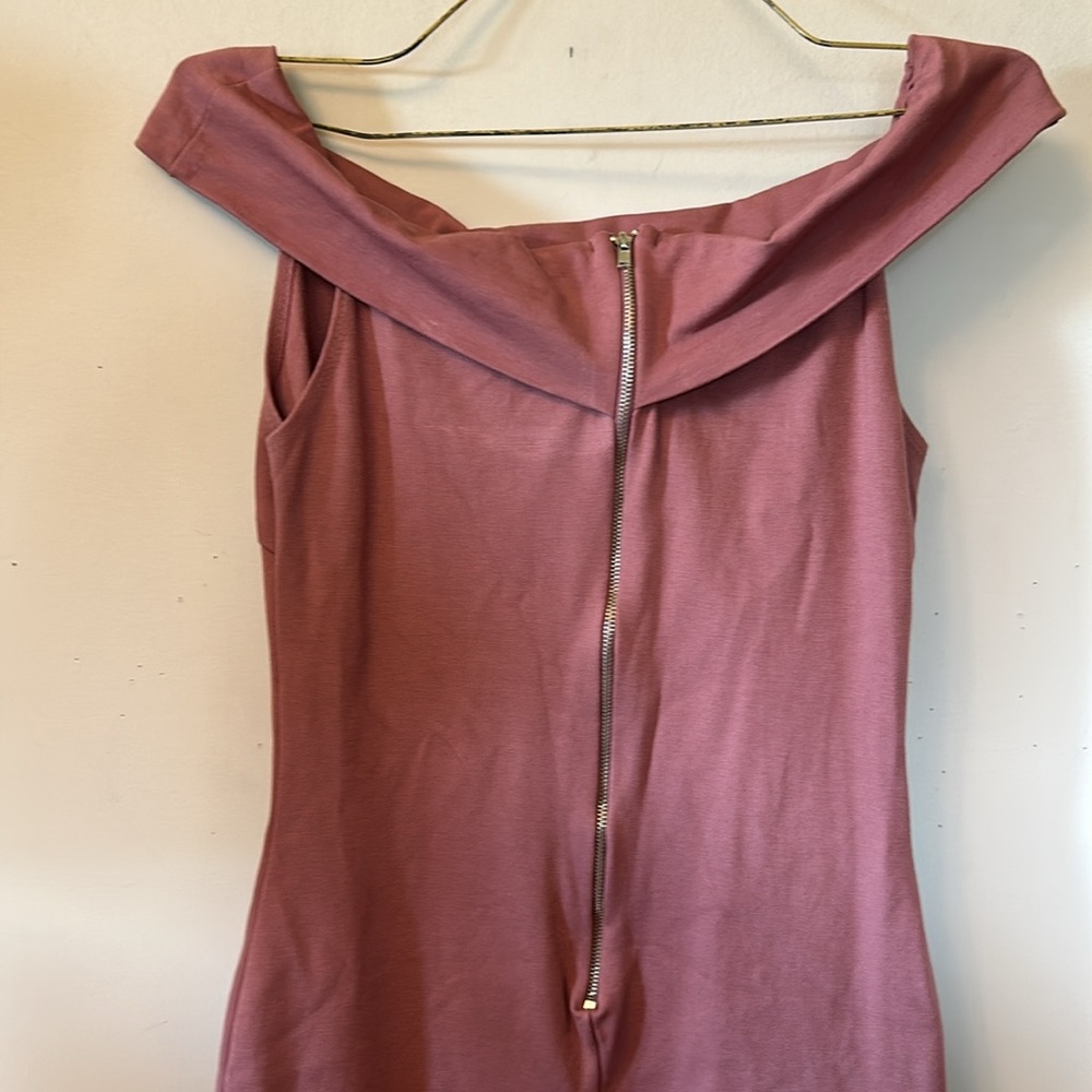 Cefian mauve stretch off shoulder form fitted knee length dress zip back size S - Picture 5 of 6